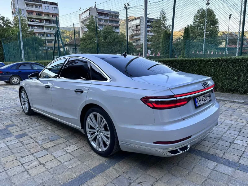 Audi A8 50TDI FULL MatrixLED LASER DISTRONICK, снимка 7 - Автомобили и джипове - 47363212