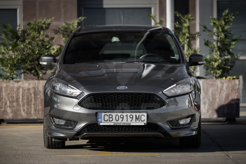 Ford Focus ST-line, снимка 2 - Автомобили и джипове - 47535877