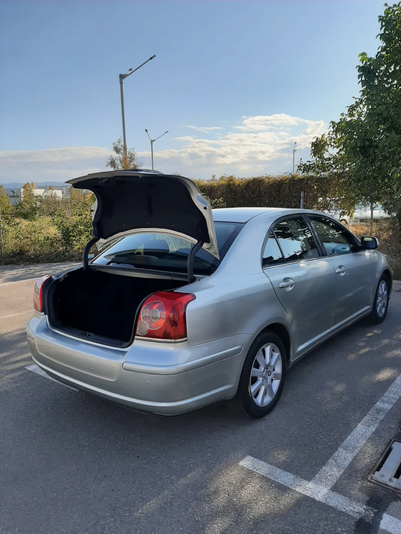 Toyota Avensis 1.8 T25 Facelift 2006-2009, снимка 5 - Автомобили и джипове - 47565049