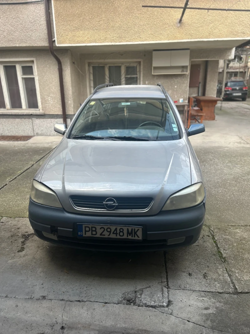 Opel Astra Комби, снимка 3 - Автомобили и джипове - 48359970