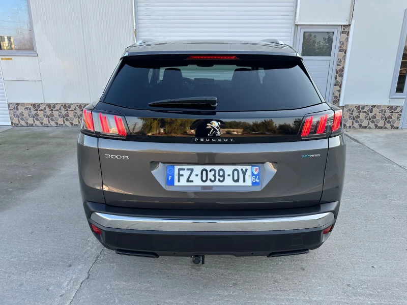 Peugeot 3008 1.6 Plug-in Hybrid Allure 224кс* * * , снимка 16 - Автомобили и джипове - 48668462