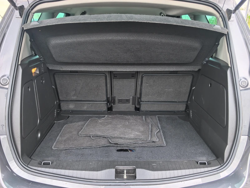 Opel Meriva 1.3CDTI, снимка 11 - Автомобили и джипове - 51204106