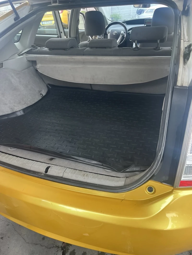 Toyota Prius 1.8 Hybrid , снимка 10 - Автомобили и джипове - 51528801