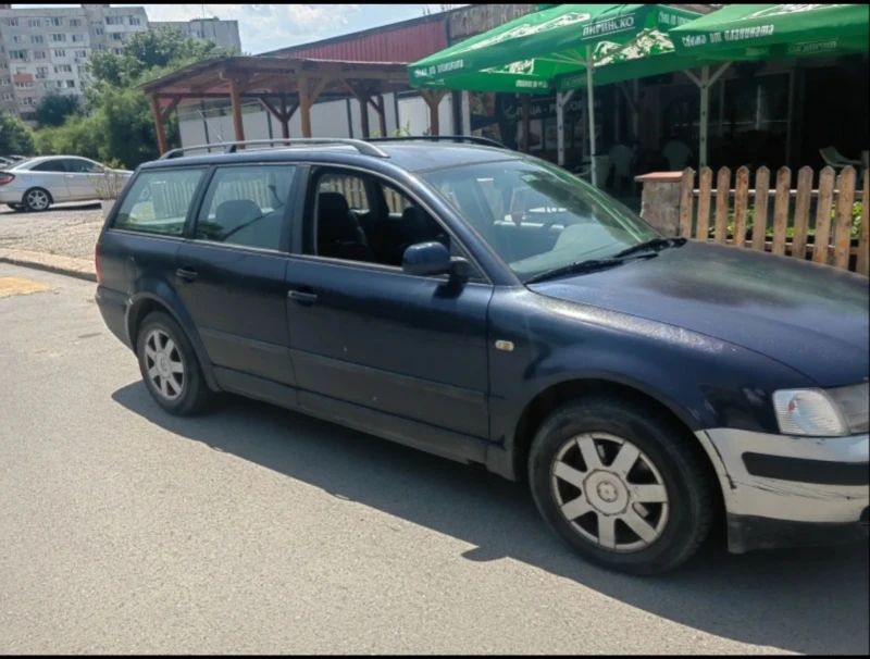 VW Passat, снимка 4 - Автомобили и джипове - 51819292
