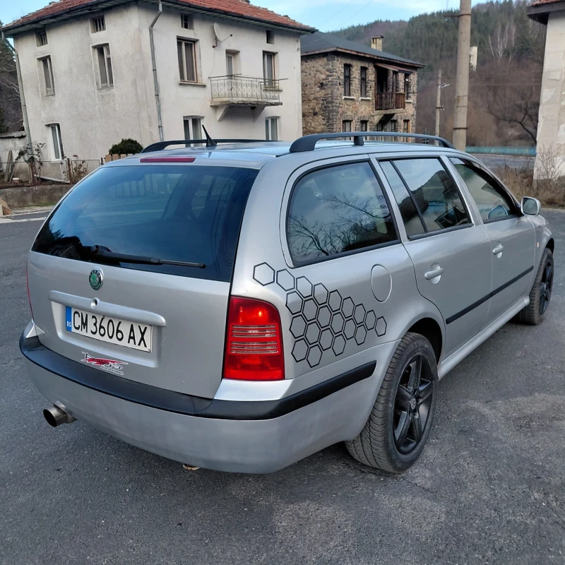 Skoda Octavia, снимка 8 - Автомобили и джипове - 52873068