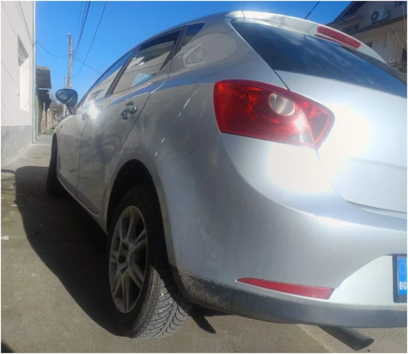 Seat Ibiza, снимка 5 - Автомобили и джипове - 53043152