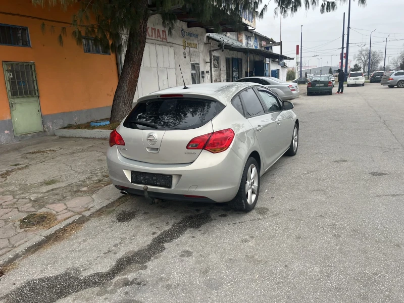 Opel Astra Astra 1, 4/140к.с./бензин, снимка 8 - Автомобили и джипове - 53178820