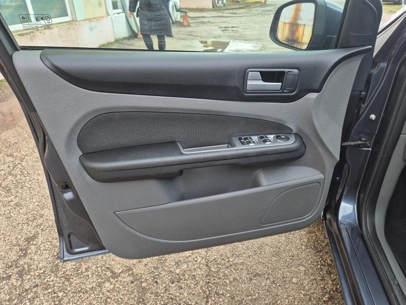 Ford Focus 1.6HDI ITALY, снимка 13 - Автомобили и джипове - 53287816