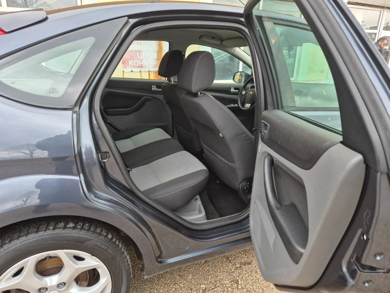 Ford Focus 1.6HDI ITALY, снимка 9 - Автомобили и джипове - 53287816