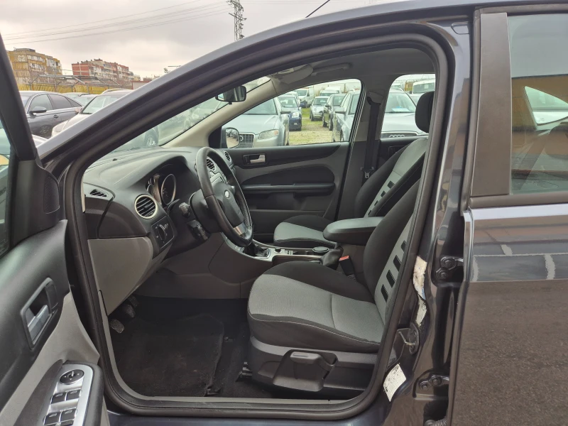 Ford Focus 1.6HDI ITALY, снимка 14 - Автомобили и джипове - 53287816