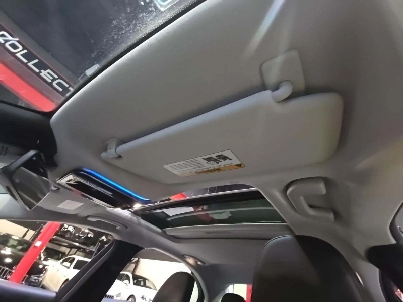 Mercedes-Benz C 300, снимка 11 - Автомобили и джипове - 53345017