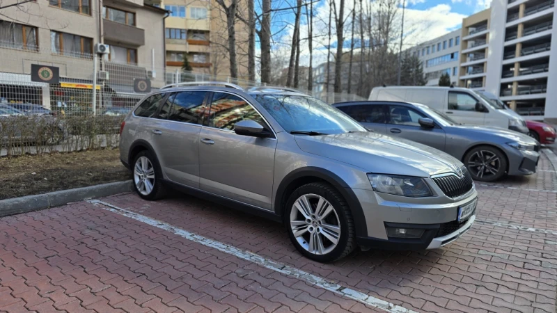 Skoda Octavia Skoda Octavia Scout 2.0 TDI 4х4, снимка 5 - Автомобили и джипове - 53441008