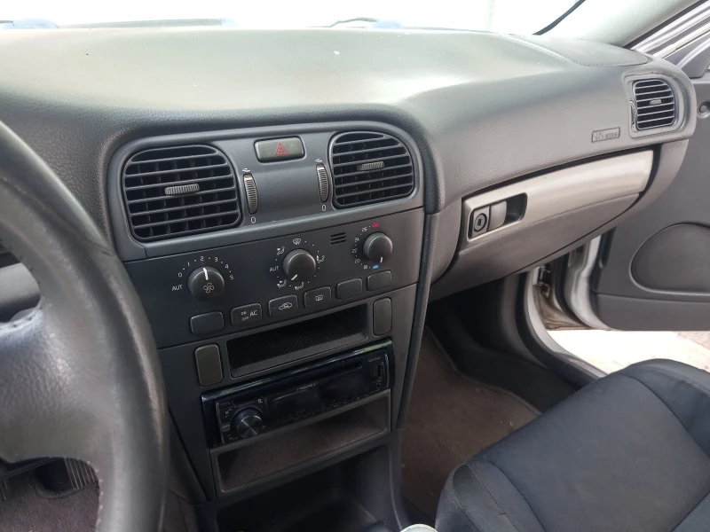 Volvo S40, снимка 7 - Автомобили и джипове - 53583990
