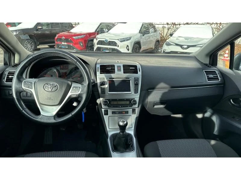 Toyota Avensis 2.0 D4D Executive, снимка 8 - Автомобили и джипове - 48601056