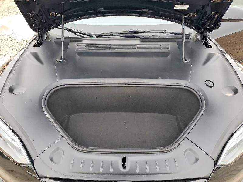 Tesla Model S PLAID TRI MOTOR ALL-WHEEL DRIVE, снимка 11 - Автомобили и джипове - 53726106