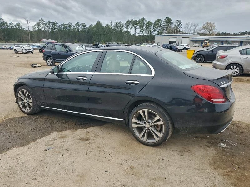 Mercedes-Benz C 300 2.0L 4 ALL WHEEL DRIVE, снимка 3 - Автомобили и джипове - 53865810