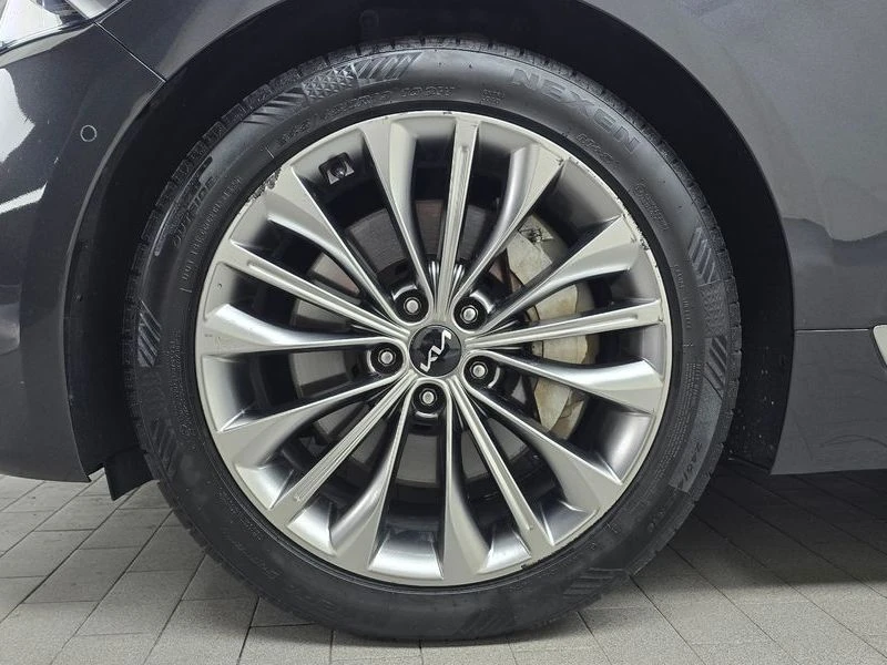 Kia K9 3.8 Automatic, снимка 5 - Автомобили и джипове - 55587041