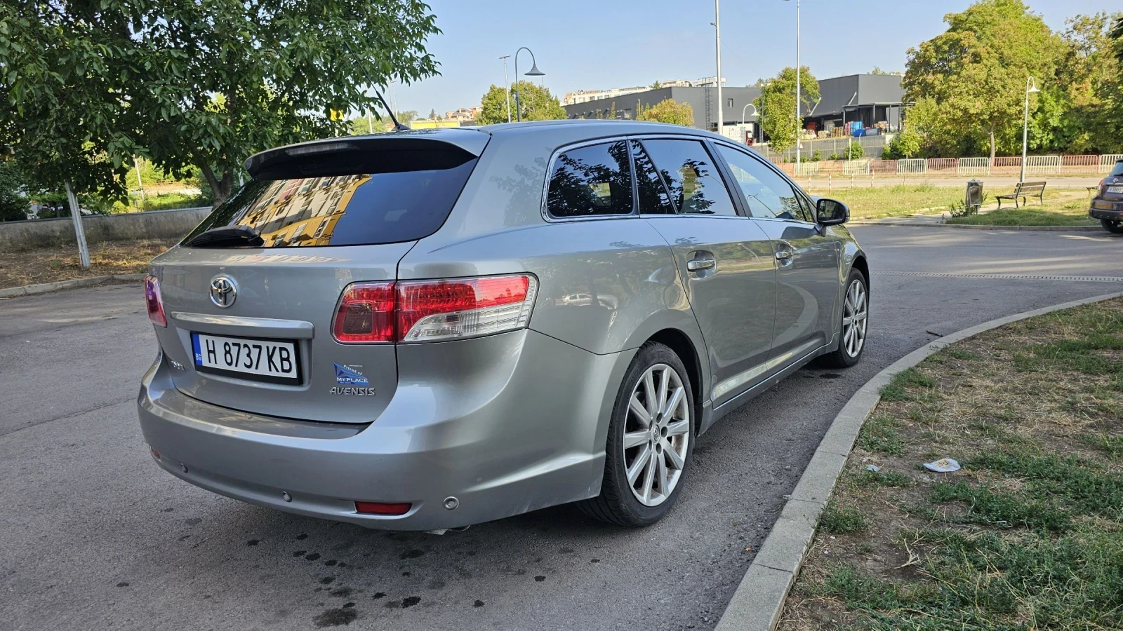 Toyota Avensis 2.0 газ - изображение 2