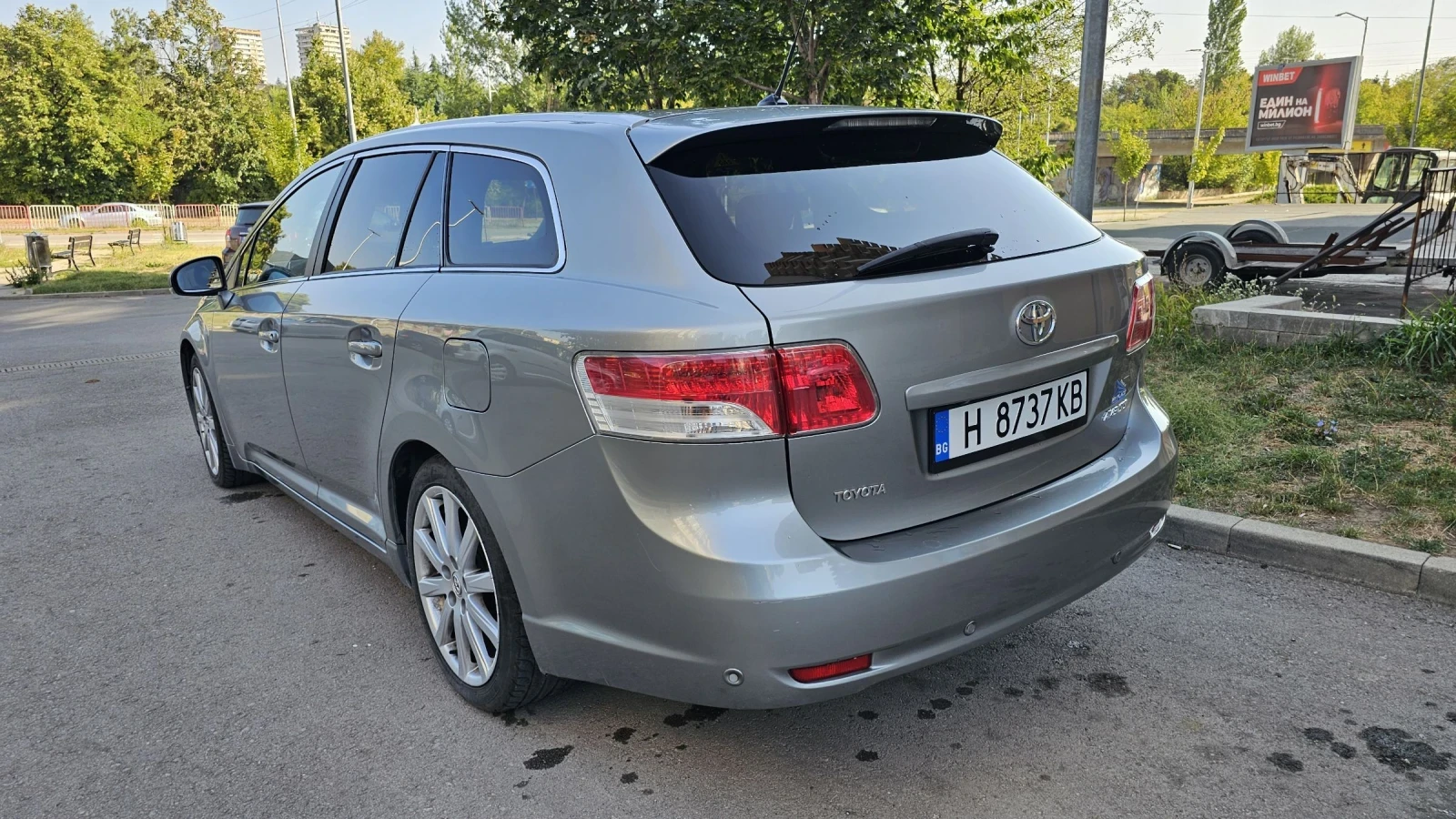 Toyota Avensis 2.0 газ - изображение 4