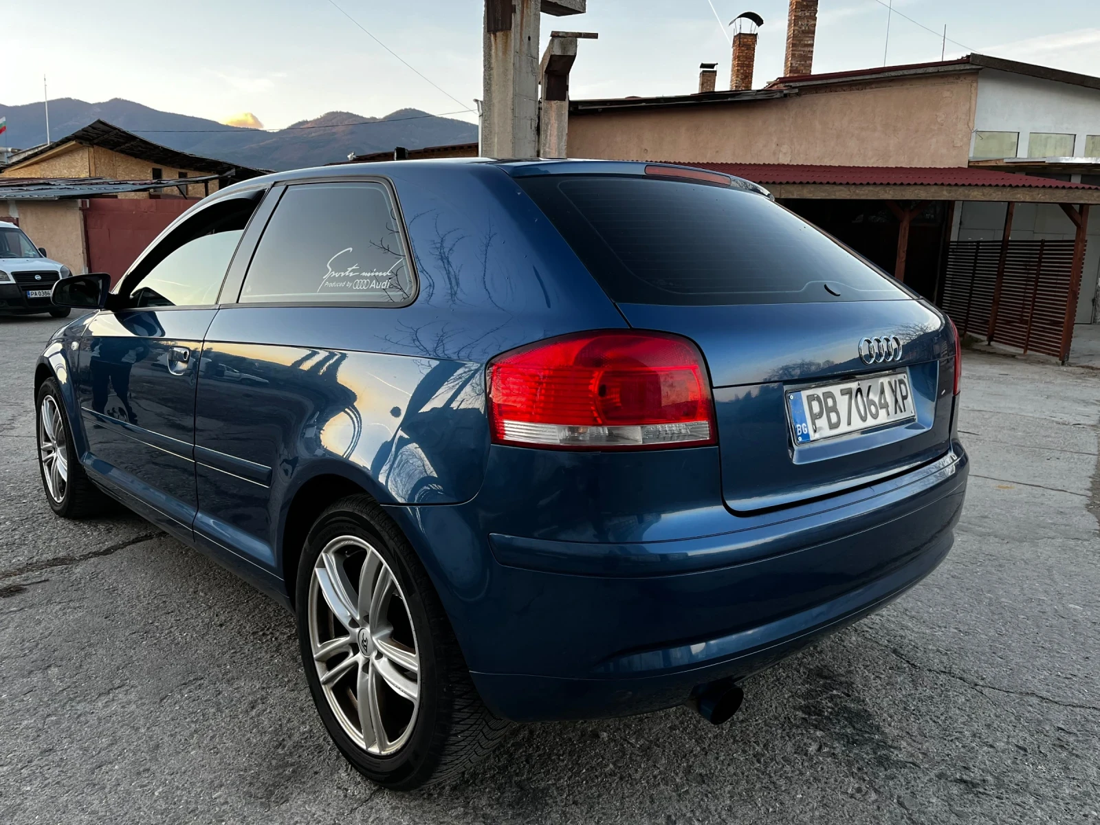 Audi A3 1.6 FSI - изображение 3