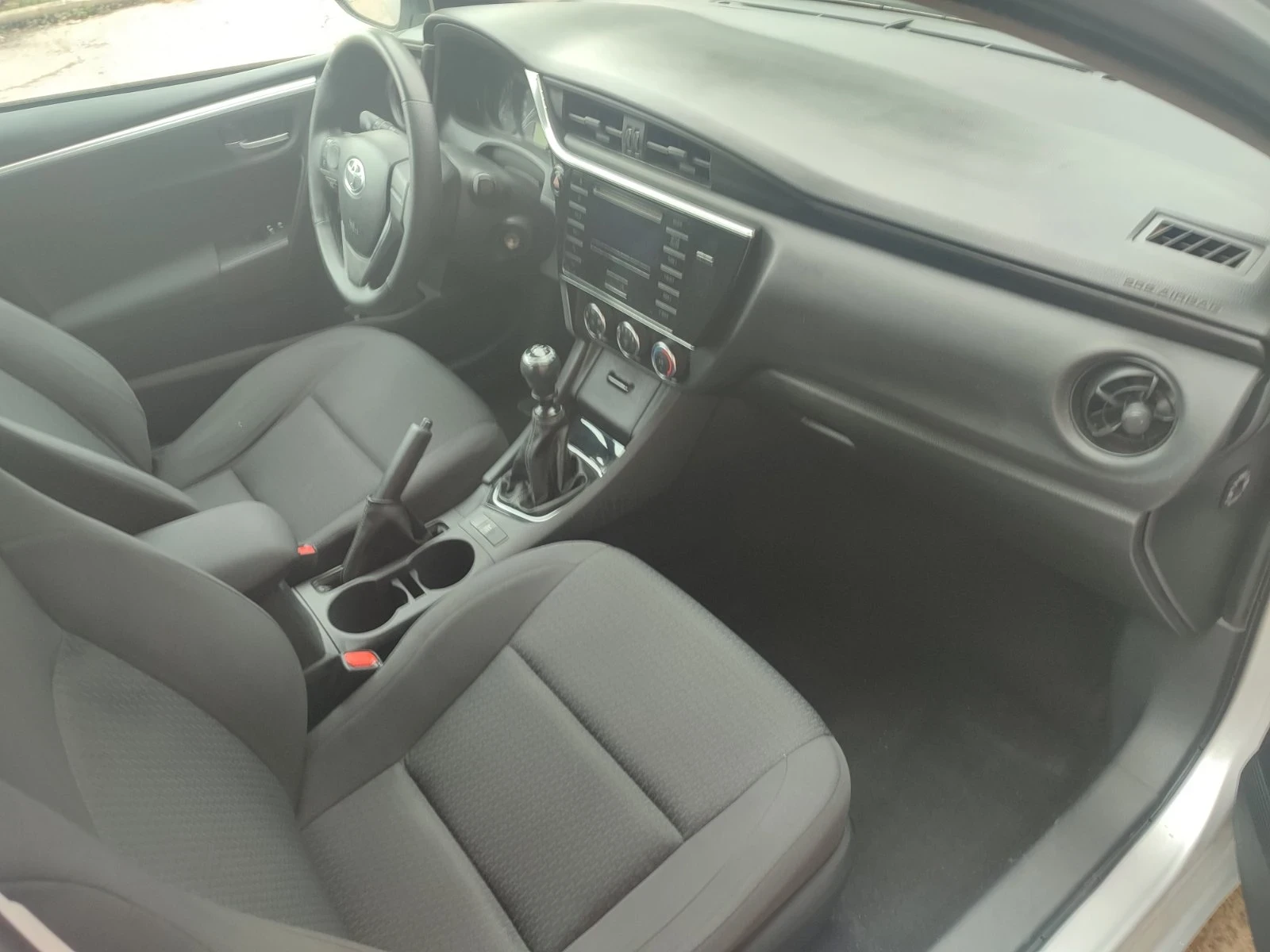 Toyota Corolla Terra - изображение 10