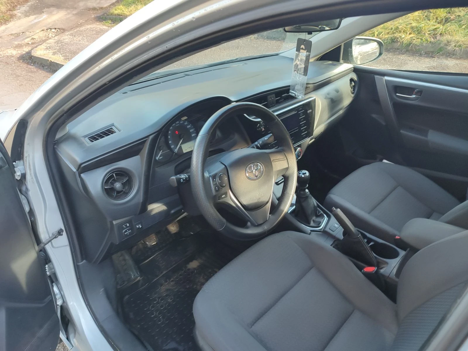 Toyota Corolla Terra - изображение 8