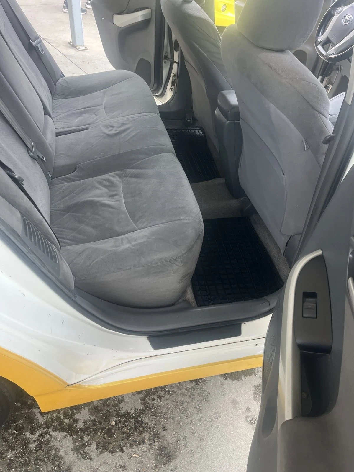 Toyota Prius 1.8 Hybrid  | Mobile.bg   13