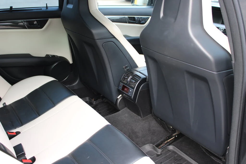 Mercedes-Benz C 63 AMG CARFAX * * (  ) | Mobile.bg   11