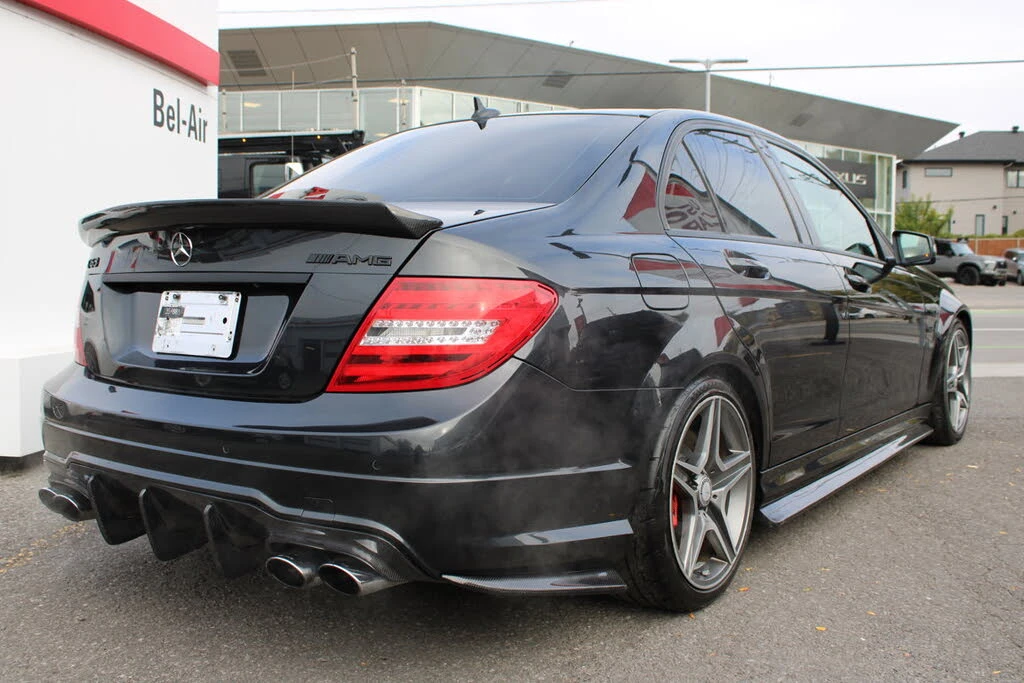 Mercedes-Benz C 63 AMG CARFAX * АвтоКредит* (ЦЕНА ДО БГ) - изображение 6