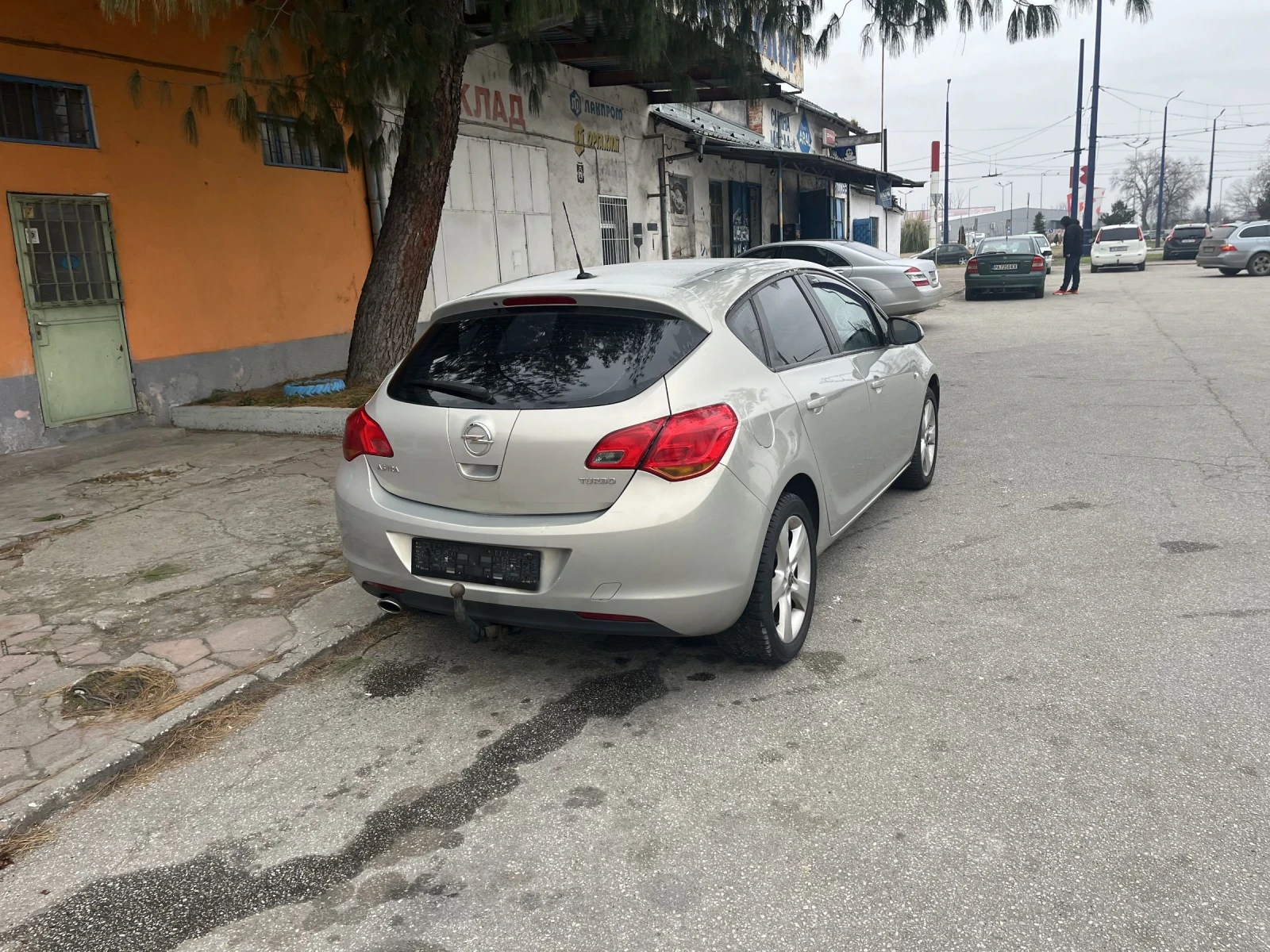 Opel Astra Astra 1, 4/140к.с./бензин - изображение 8