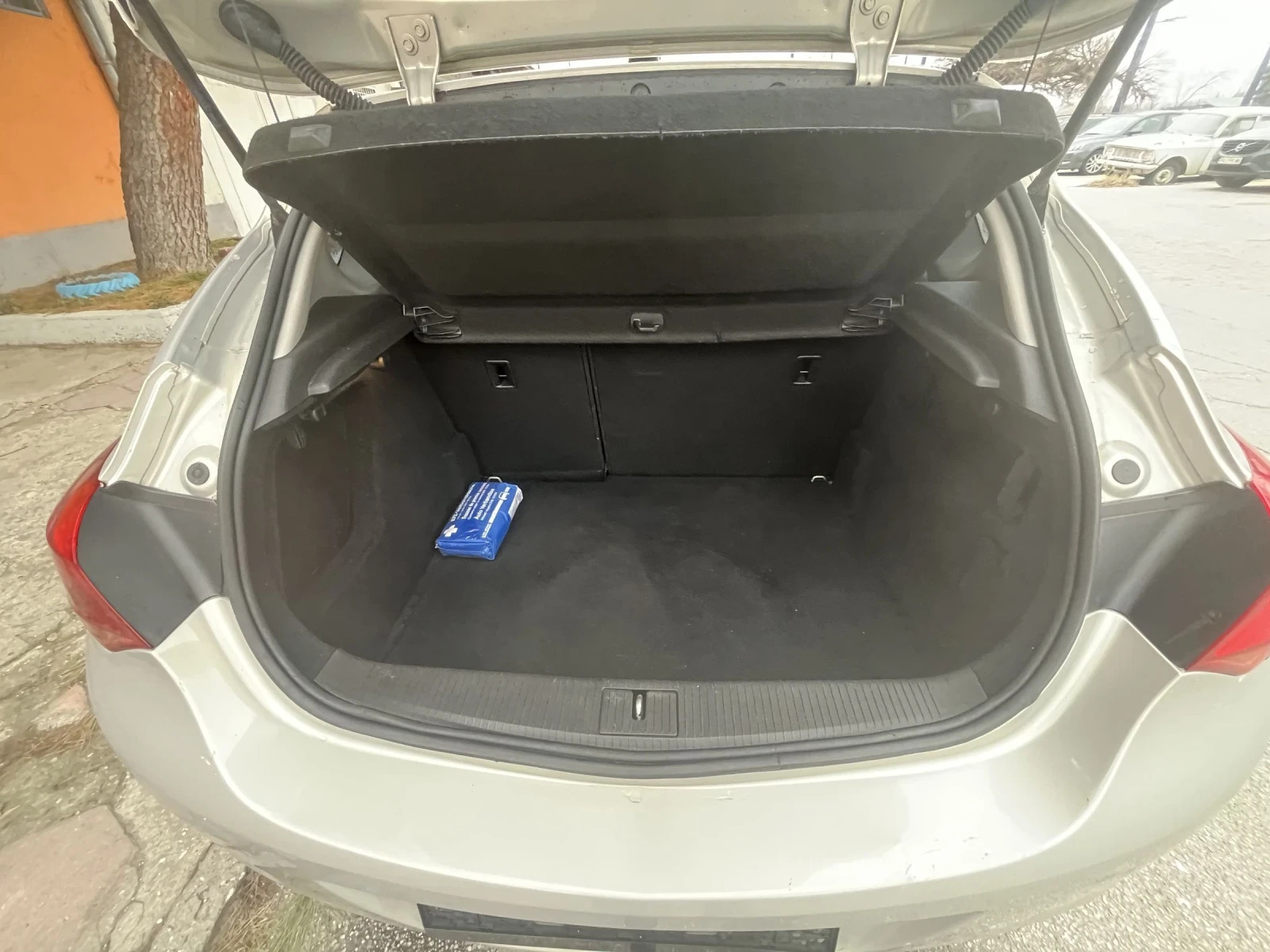 Opel Astra Astra 1, 4/140к.с./бензин - изображение 10