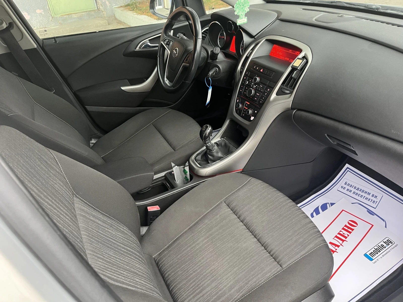 Opel Astra Astra 1, 4/140к.с./бензин - изображение 5