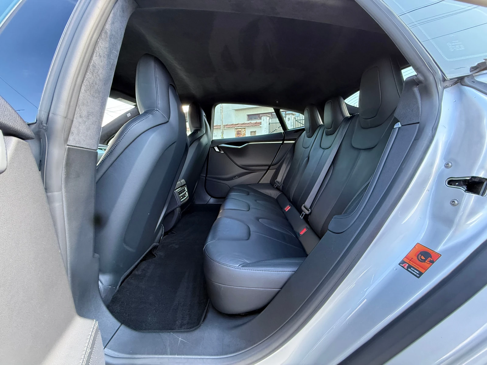 Tesla Model S S85D-4X4-DUAL MOTOR-FREE BATTERY CHARGE-ШВЕЙЦАРИЯ, снимка 15 - Автомобили и джипове - 53622438