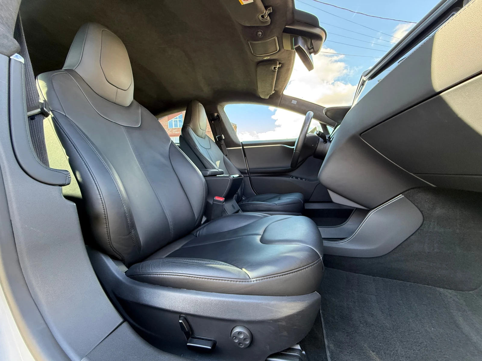 Tesla Model S S85D-4X4-DUAL MOTOR-FREE BATTERY CHARGE-ШВЕЙЦАРИЯ, снимка 14 - Автомобили и джипове - 53622438