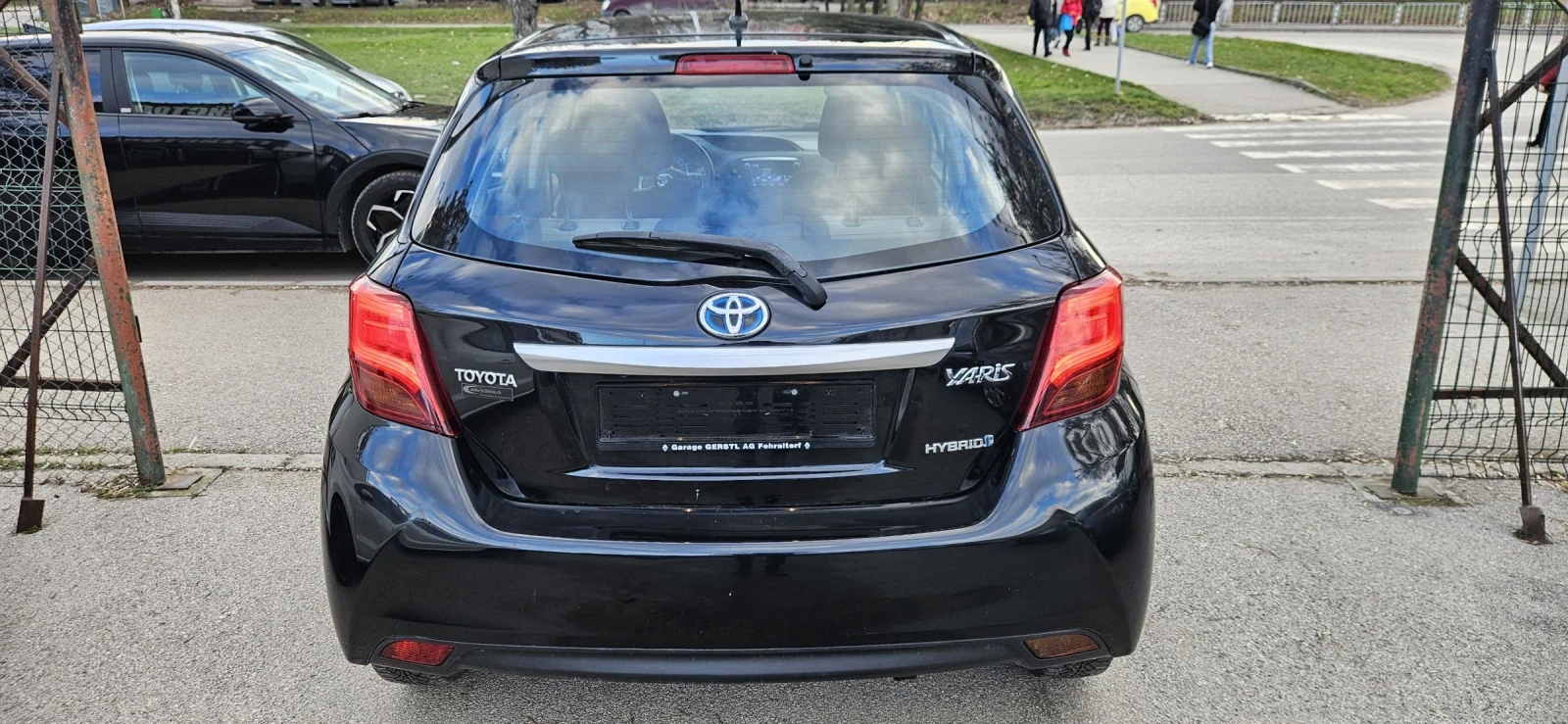 Toyota Yaris Hybrid  | Mobile.bg � ����������� 6