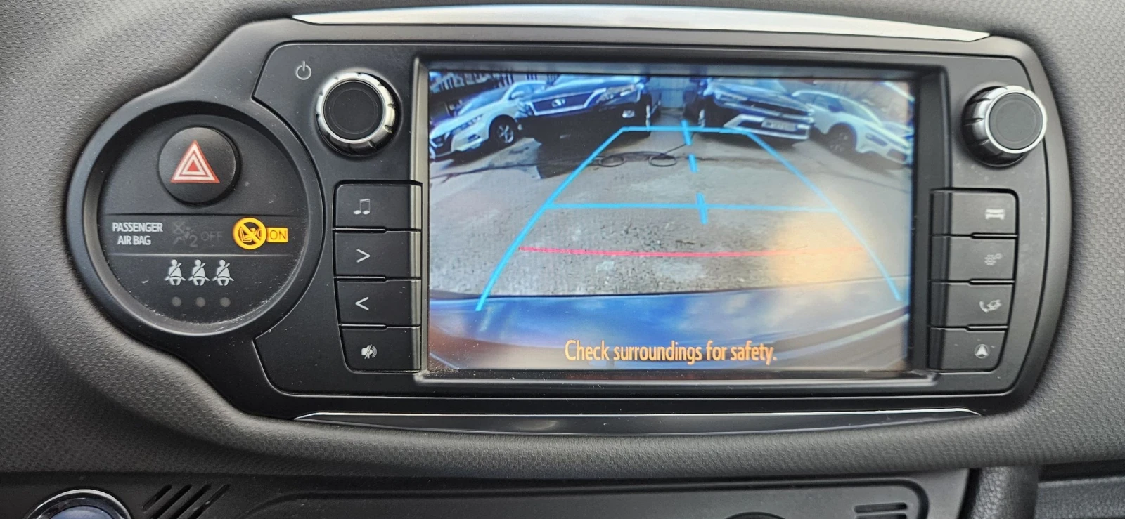 Toyota Yaris Hybrid  | Mobile.bg � ����������� 13