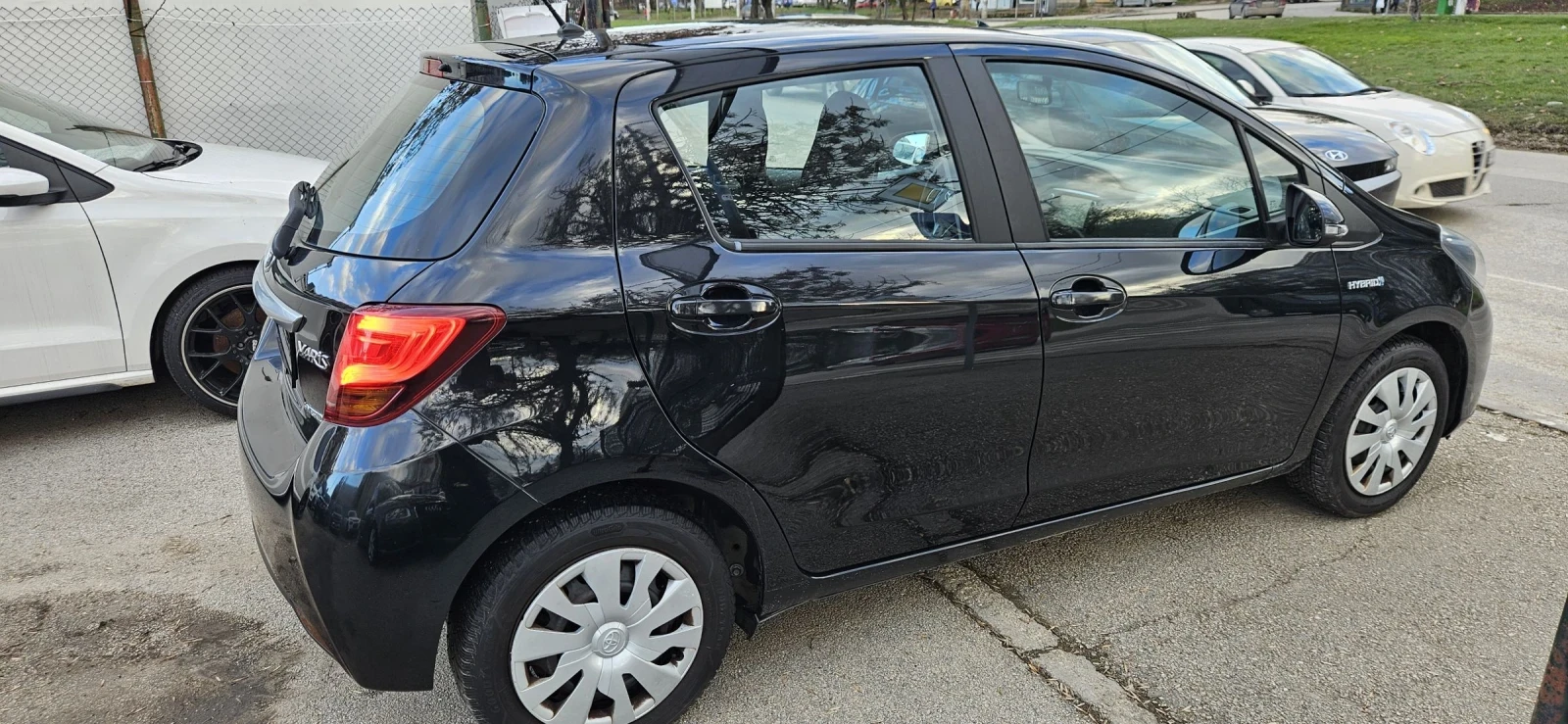 Toyota Yaris Hybrid  | Mobile.bg � ����������� 4