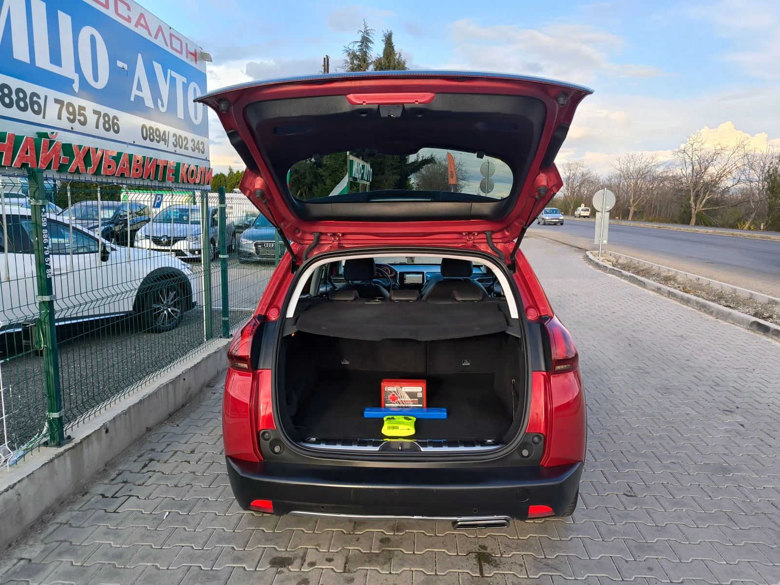 Peugeot 2008 1, 6HDi-120k.c.6ckoр, GT-Laine, KOЖА, НАВИ, EBPO 6, снимка 14 - Автомобили и джипове - 54088482