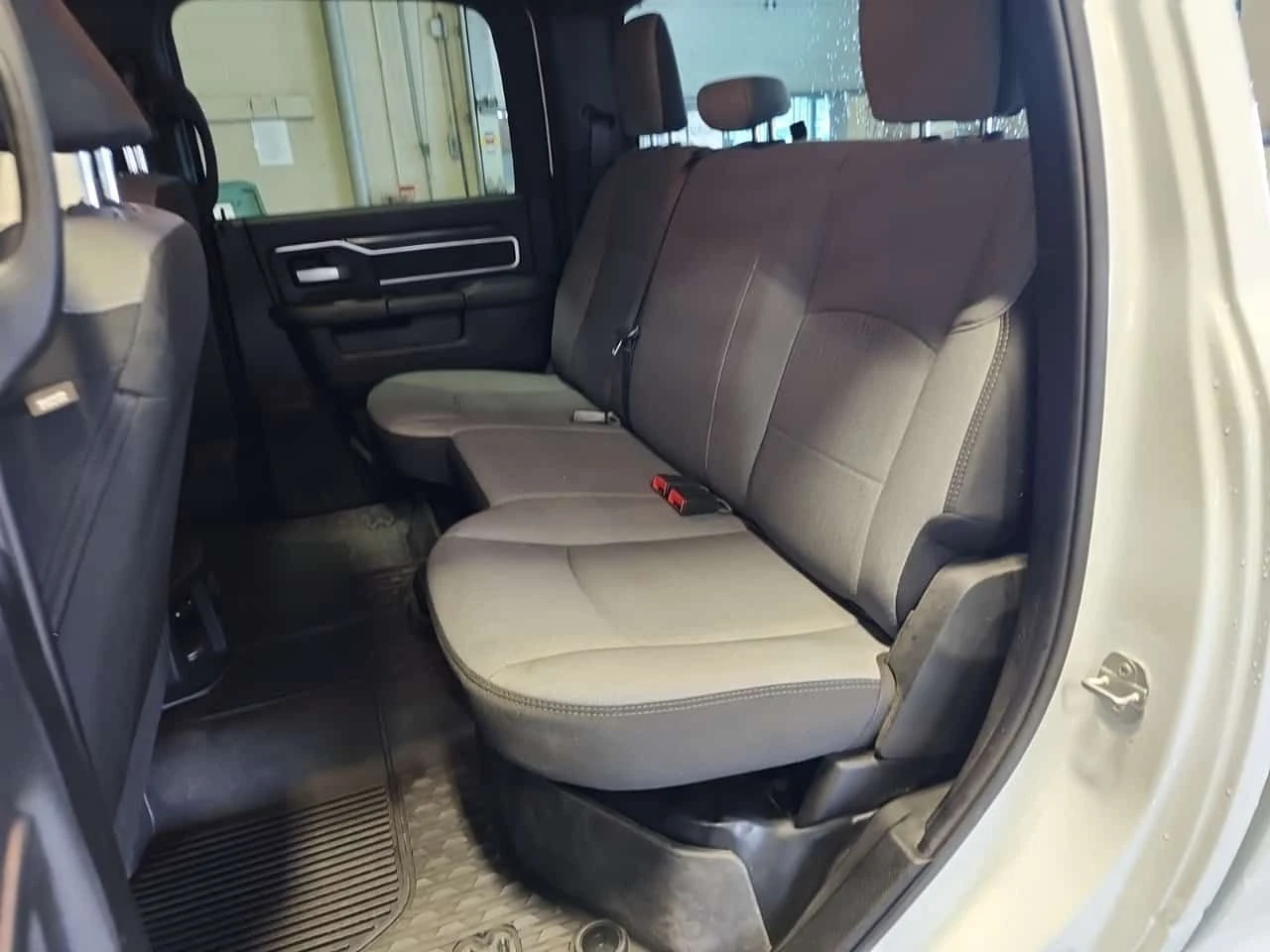 Dodge RAM 3500 BIG HORN| ДЪЛГА БАЗА| 2 КЛЮЧА| , снимка 12 - Автомобили и джипове - 54112936