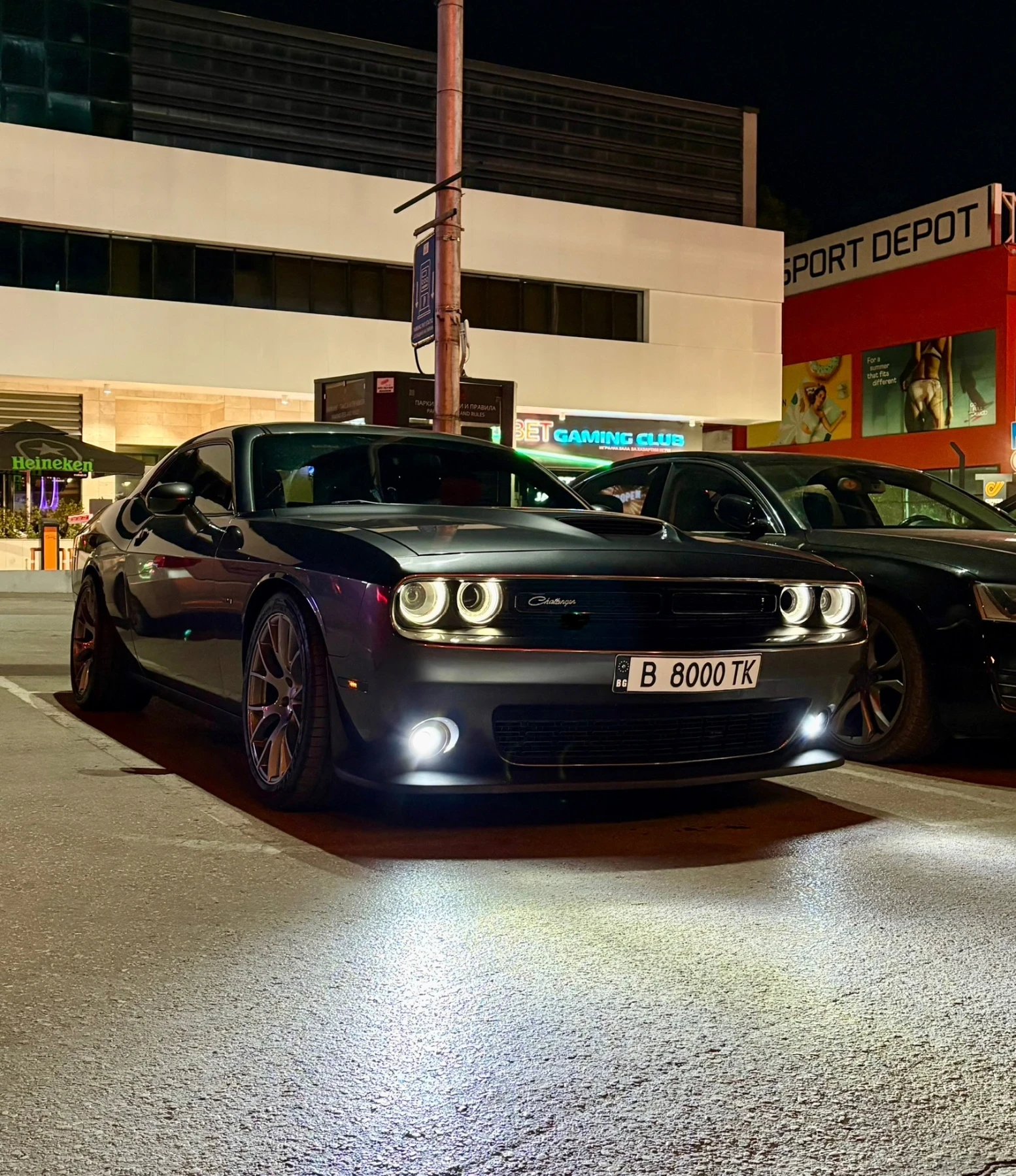 Dodge Challenger 5.7 Hemi, снимка 9 - Автомобили и джипове - 54157646