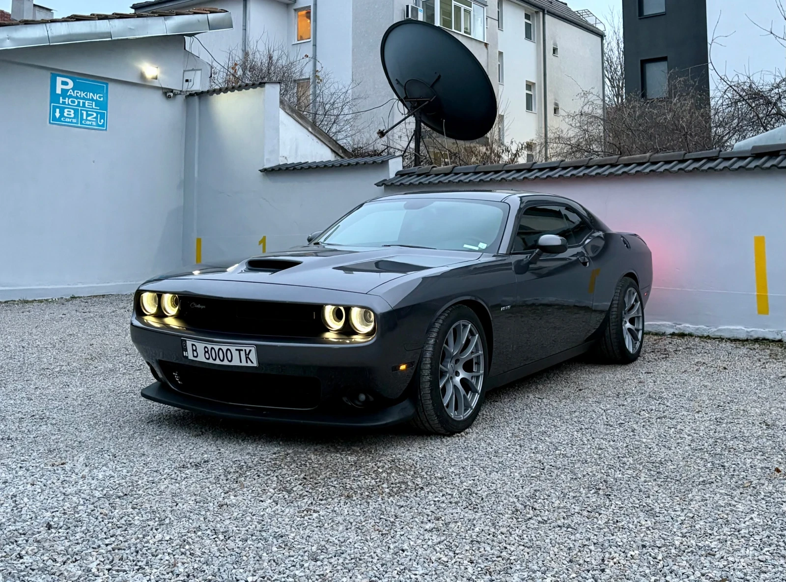 Dodge Challenger 5.7 Hemi, снимка 4 - Автомобили и джипове - 54157646