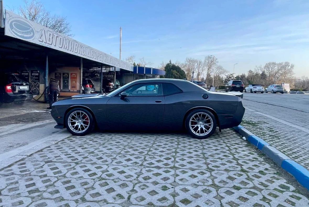 Dodge Challenger 5.7 Hemi, снимка 7 - Автомобили и джипове - 54157646
