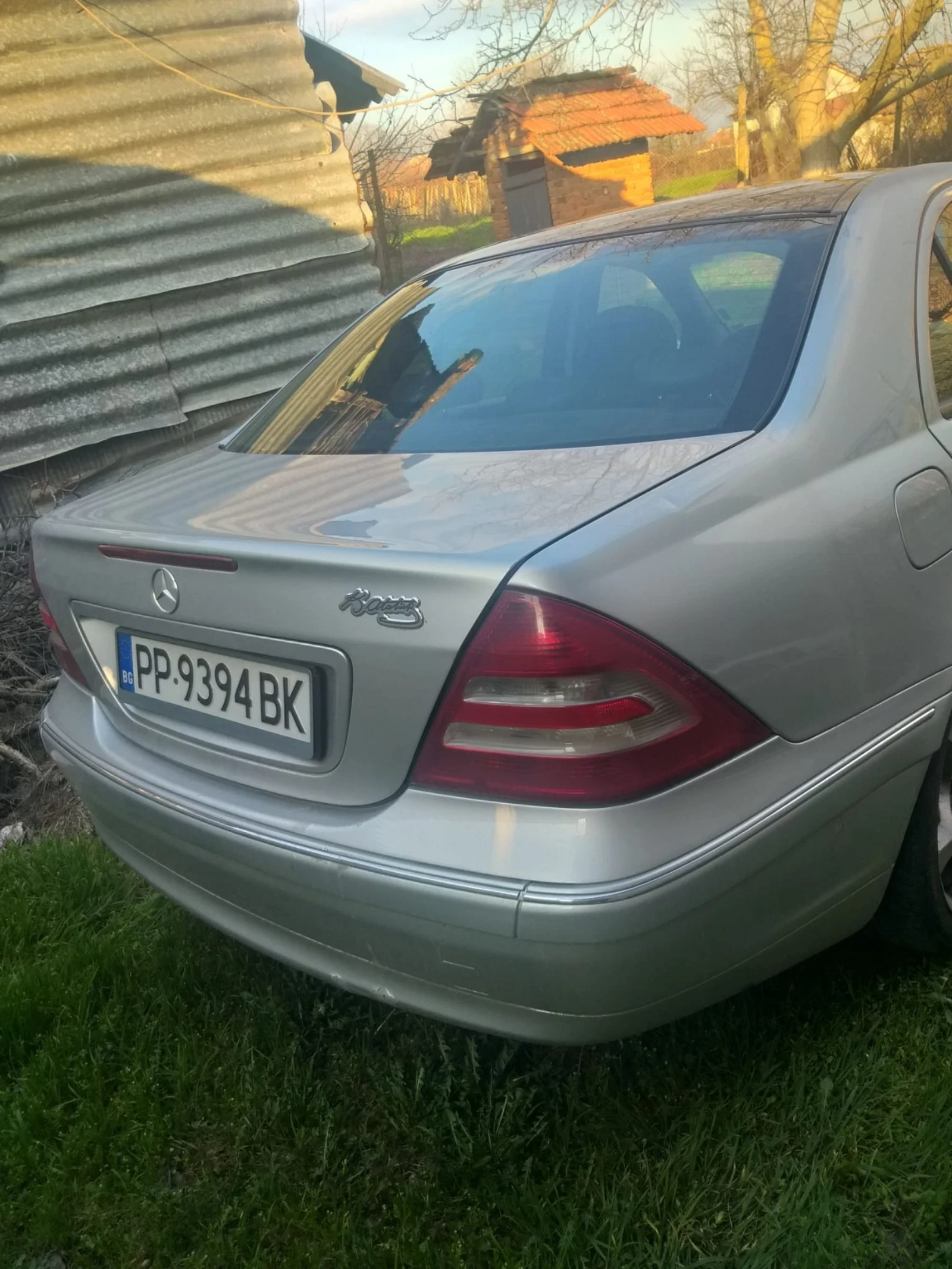 Mercedes-Benz C 220, снимка 5 - Автомобили и джипове - 54334656
