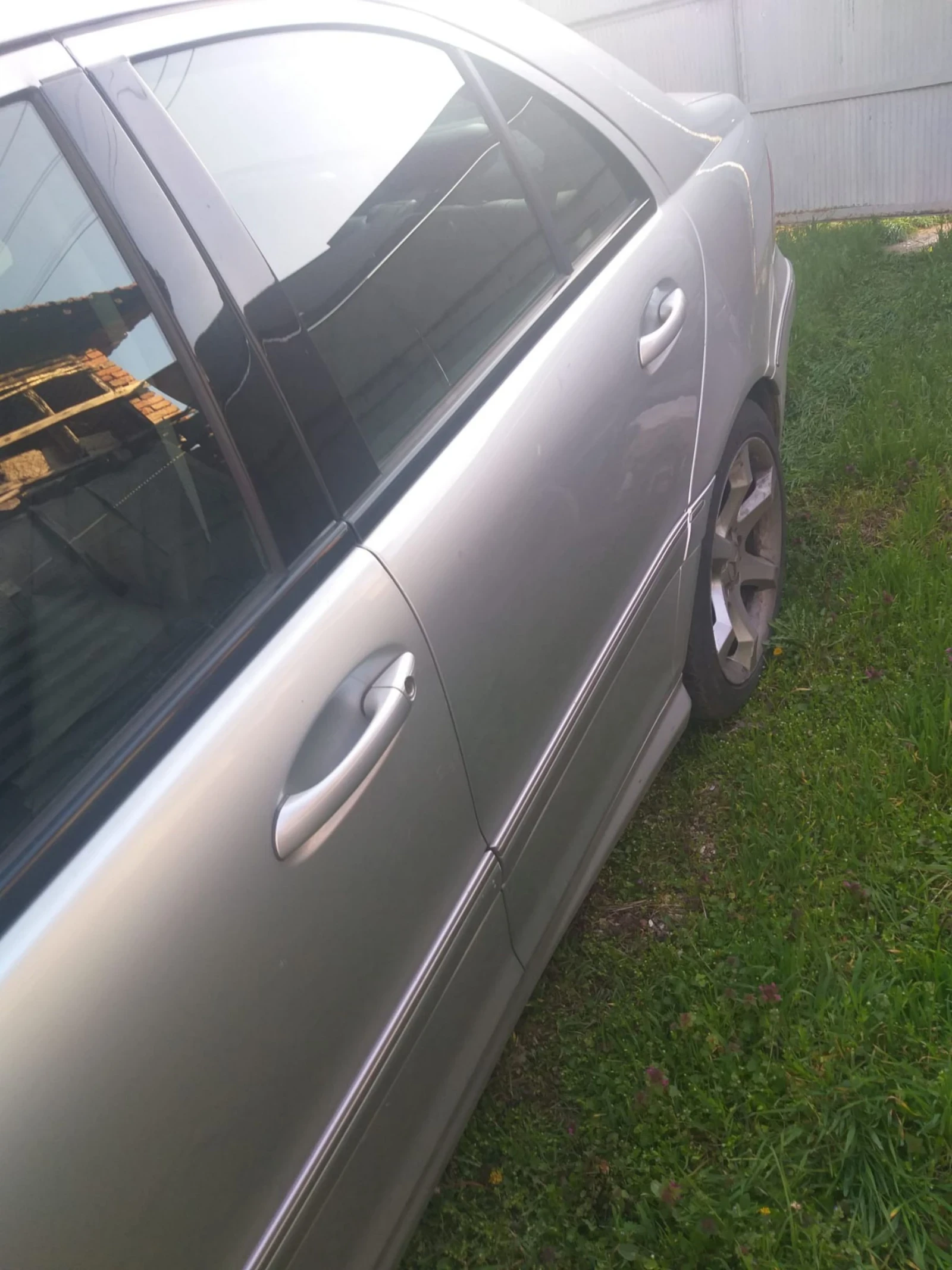 Mercedes-Benz C 220, снимка 4 - Автомобили и джипове - 54334656