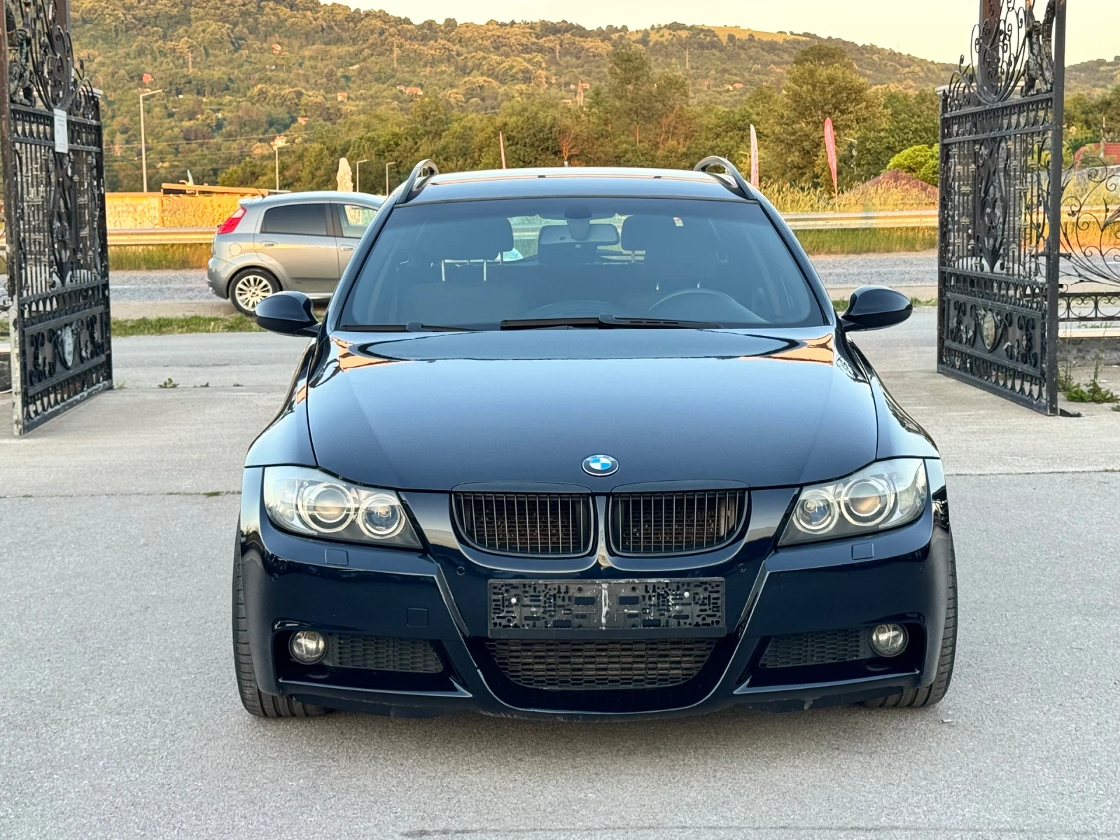 BMW 320 2.0D M/// PACK НАВИГАЦИЯ, снимка 3 - Автомобили и джипове - 54704614