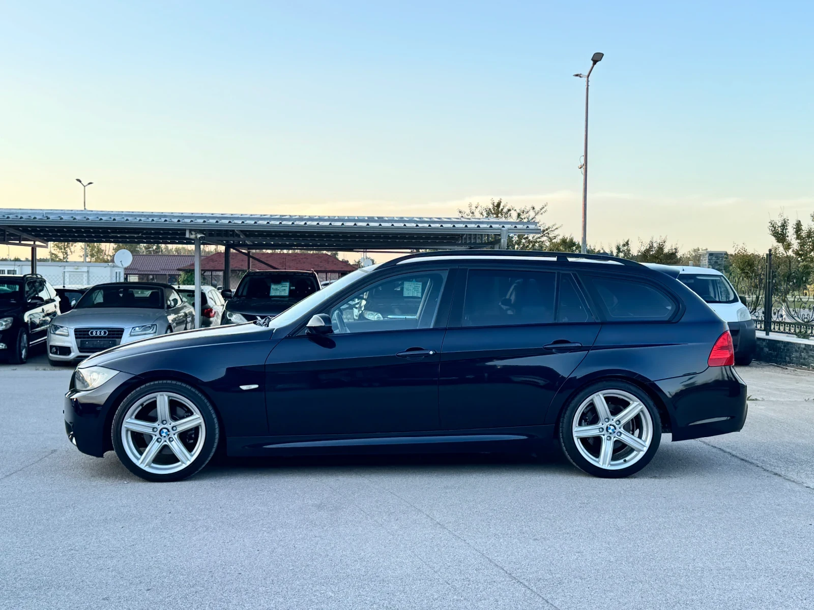 BMW 320 2.0D M/// PACK НАВИГАЦИЯ, снимка 2 - Автомобили и джипове - 54704614