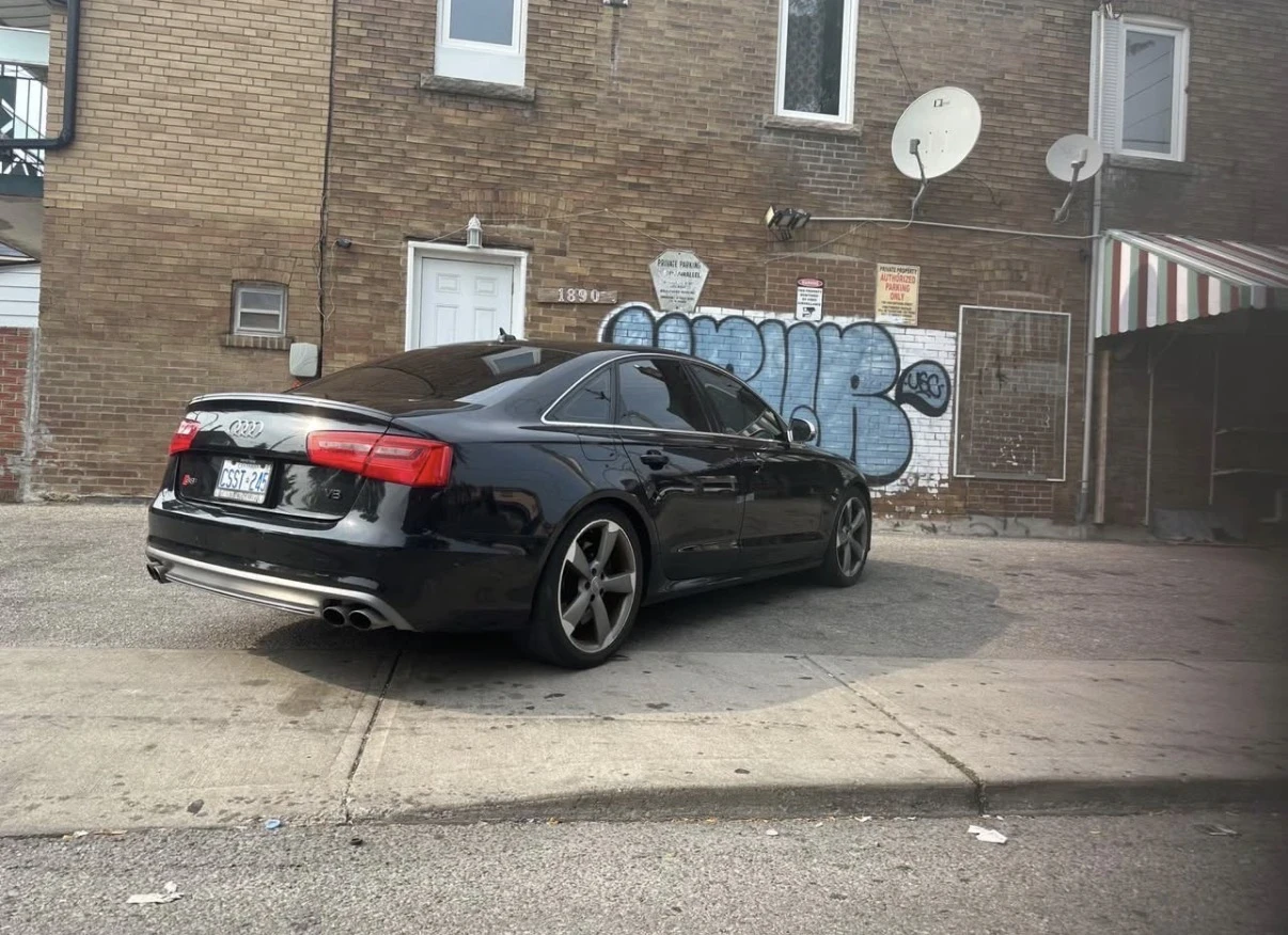 Audi S6 4.0T * ОБДУХВАНЕ * B&O * CARFAX * , снимка 2 - Автомобили и джипове - 54897883