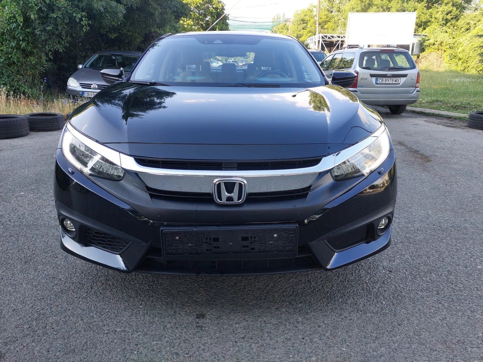 Honda Civic 1, 5i 182ps EXECUTIVE, снимка 2 - Автомобили и джипове - 55257136