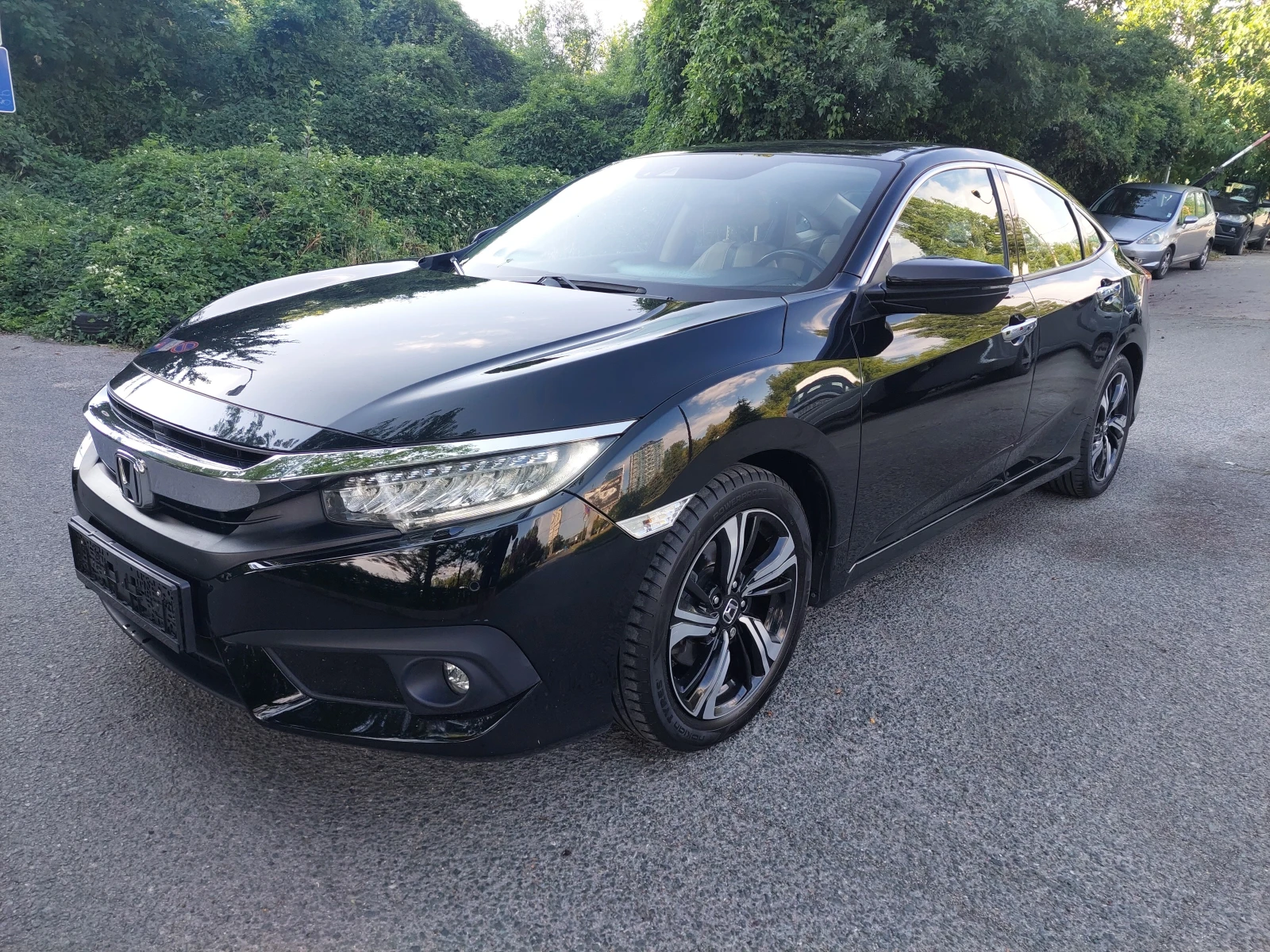 Honda Civic 1, 5i 182ps EXECUTIVE