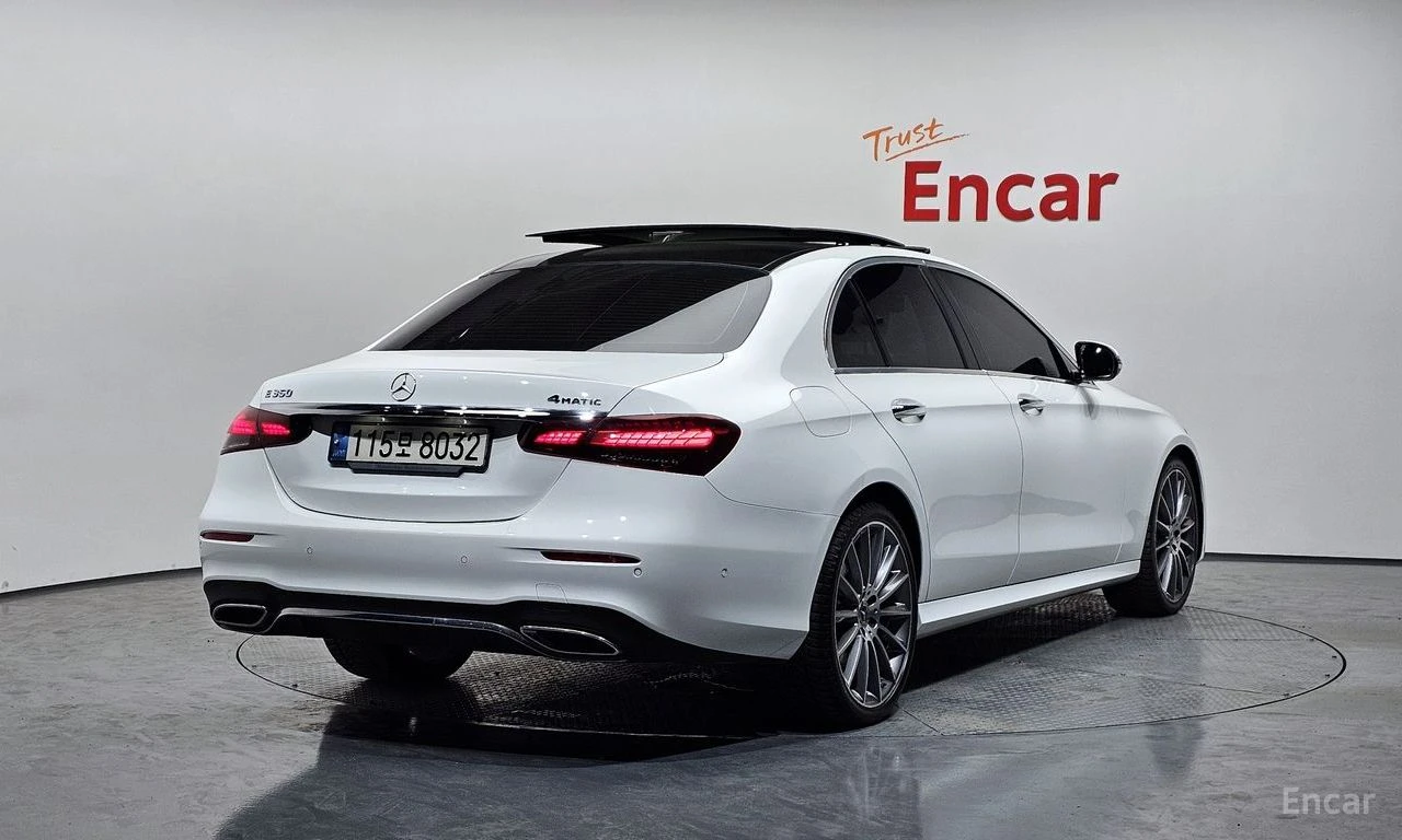 Mercedes-Benz E 350 AMG* LINE* 4MATIC* BURMESTER* ОБДУХВАНЕ* ДИСТРОНИК, снимка 2 - Автомобили и джипове - 55725981